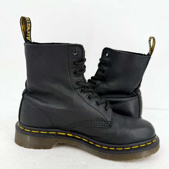 Dr. Martens Womens 1460 Pascal 8 Eye Boots EU 37 US 6 Black Leather GUC - Picture 3 of 12